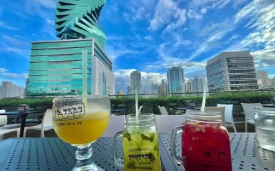 Restaurante con vista al Tornillo F&F en Panamá